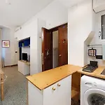 Bright Apartamento Génova