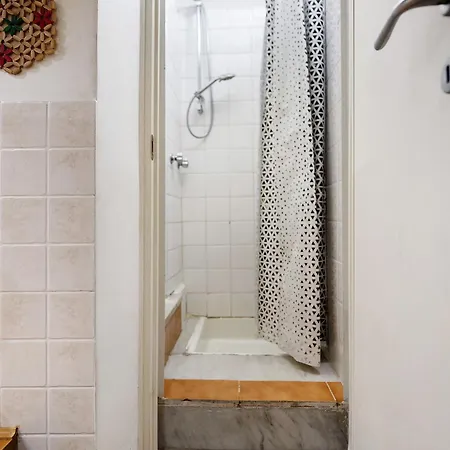 Apartment Bright Genoa